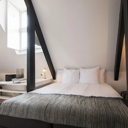 Het Oude Raadhuis 4*