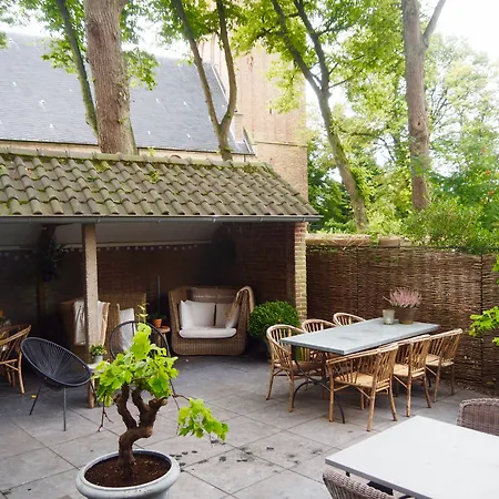 Het Oude Raadhuis Pensjonat 4*