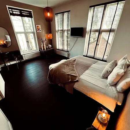 Het Oude Raadhuis Casa de hóspedes