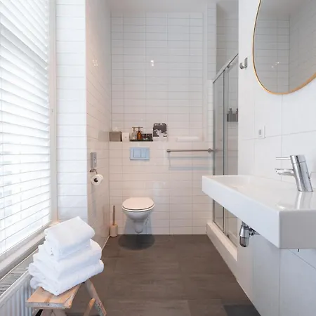 Het Oude Raadhuis 3*