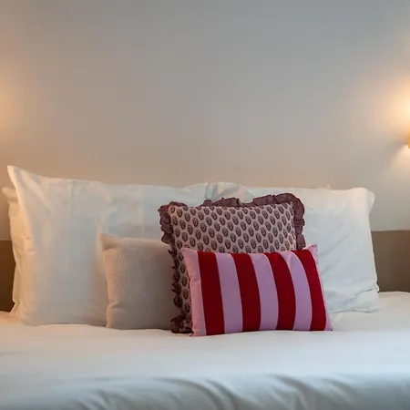 Het Oude Raadhuis 3*
