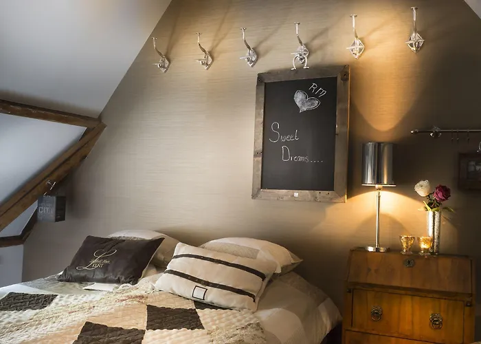 Het Oude Raadhuis 카스트리컴