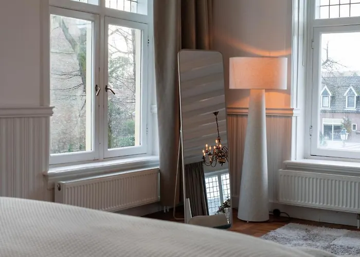 Het Oude Raadhuis 게스트하우스 3*