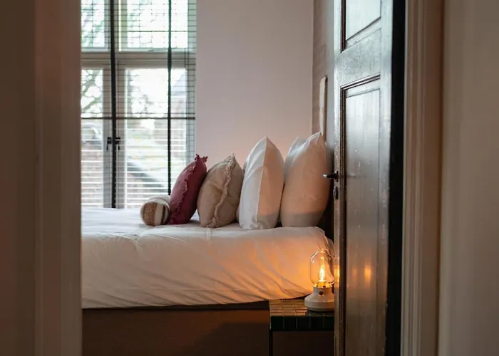 Het Oude Raadhuis 카스트리컴