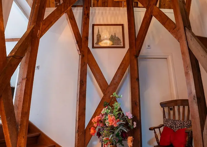 Het Oude Raadhuis 3* 카스트리컴