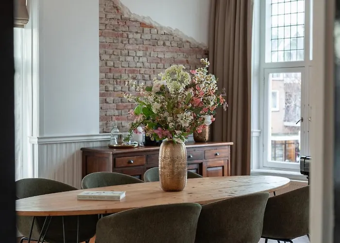 Het Oude Raadhuis 게스트하우스