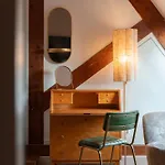 Het Oude Raadhuis 3*